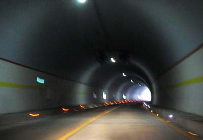 红石梁隧道